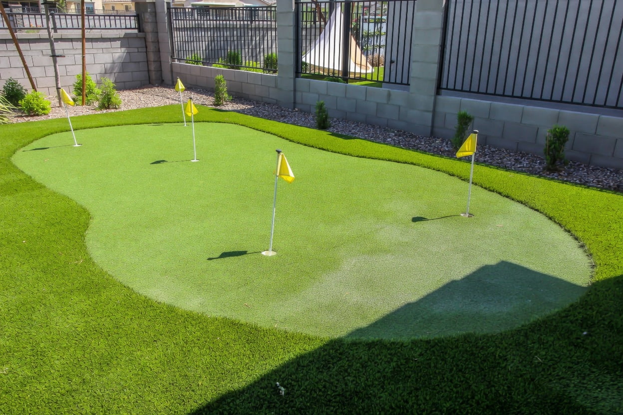 Artificial turf putting green installation in Boca Raton